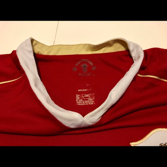Manchester United Jersey made by Nike - Picture 4 of 7